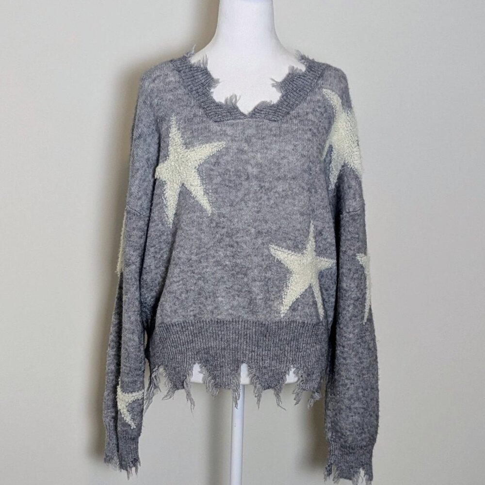 EESOME Woman's Longsleeve Lightweight Knit Sweater Size M/L Gray White